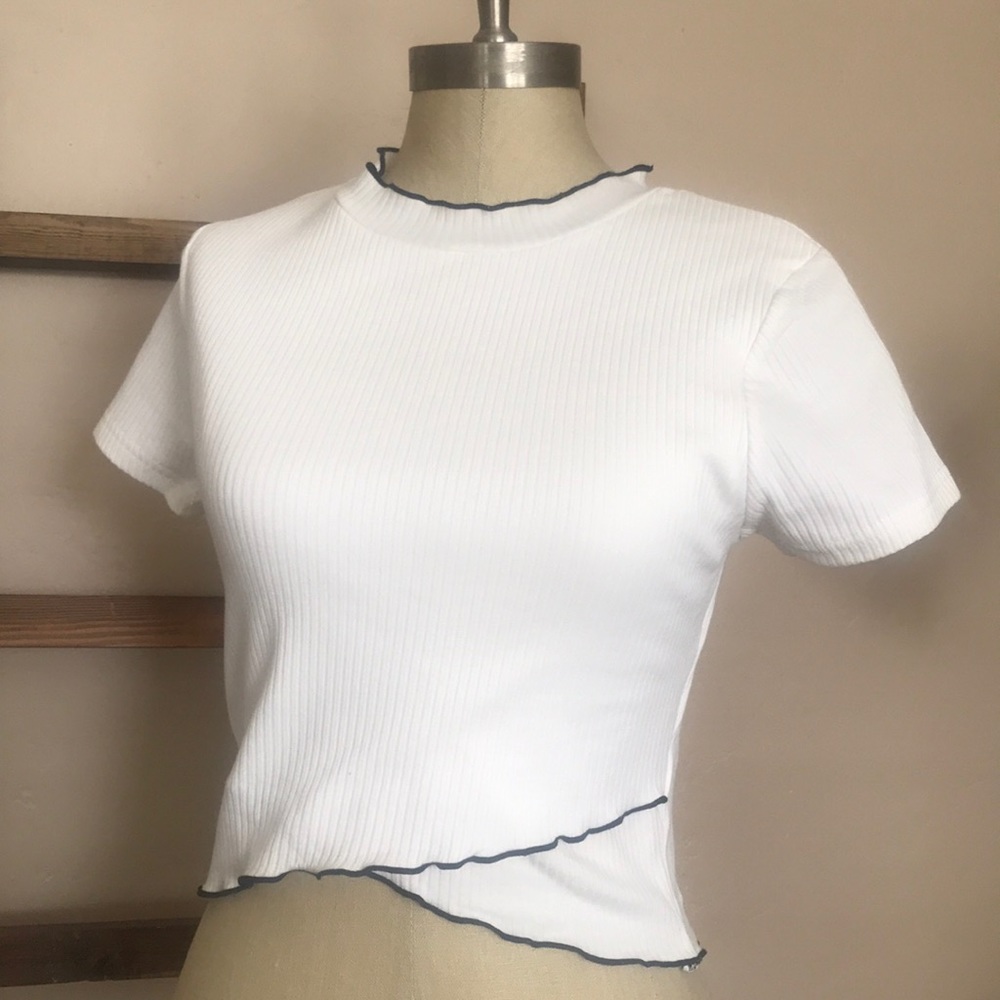 HoneyPunch White Crop Top Tee